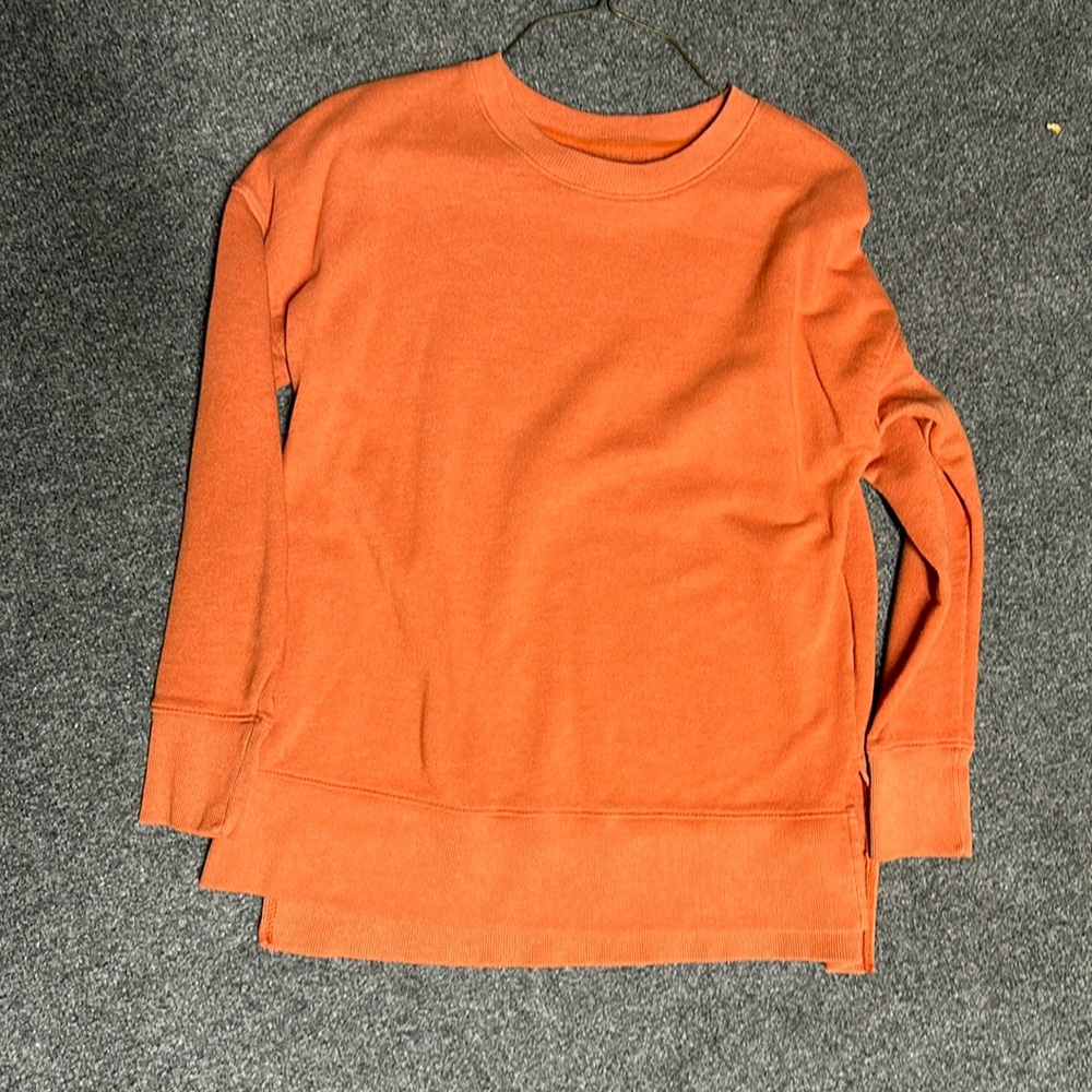 Time & Tru split waist sweater